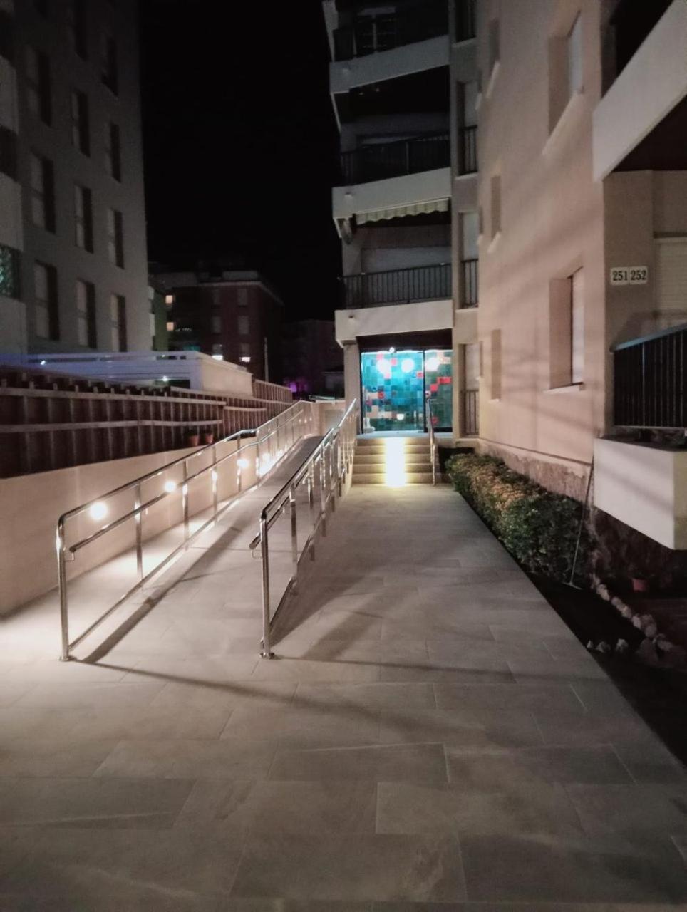 Apartmán Espectaculares Vistas Al Mar En Segur De Calafell Exteriér fotografie